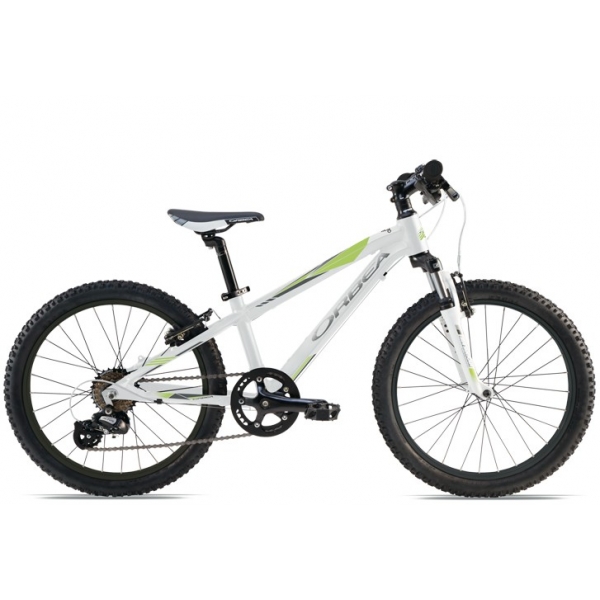 Bicicleta de niño camino de santiago