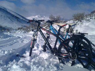KtrAK en La Mora alquiler bicicletas nieve