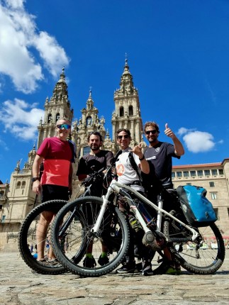 202209 - Burneo at Santiago de Compostela